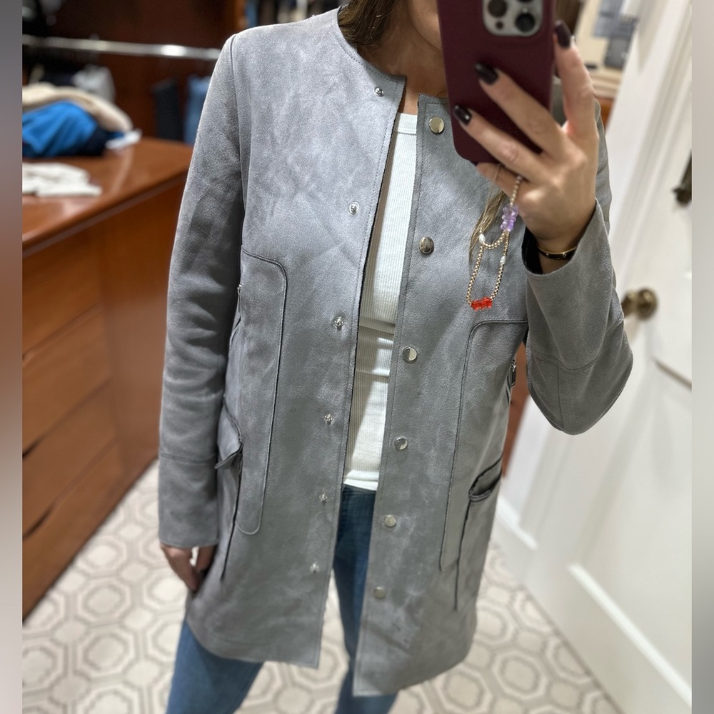 Mango
Suede Grey Jacket
Size XS